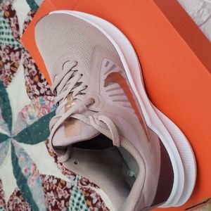 Women Nike sneaker